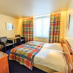 Hotel Pacific